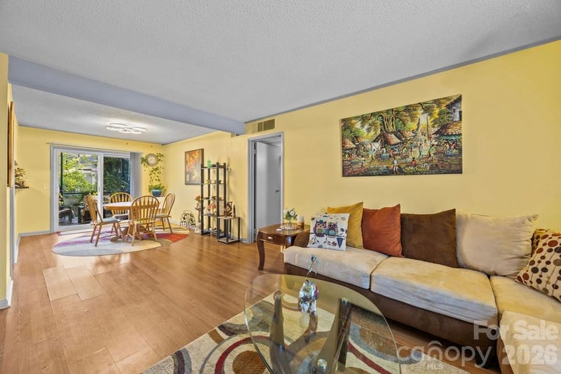 2638 Park Road G, Charlotte, NC - 3 beds, 2 baths, 1,158 sqft - $379,900