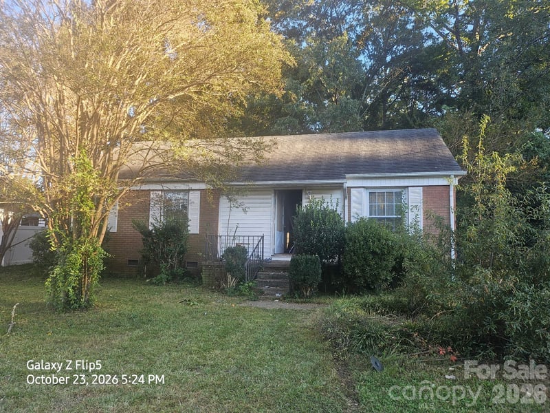 4110 Tipperary Place, Charlotte, NC - 3 beds, 1 bath, 1,092 sqft - $189,900