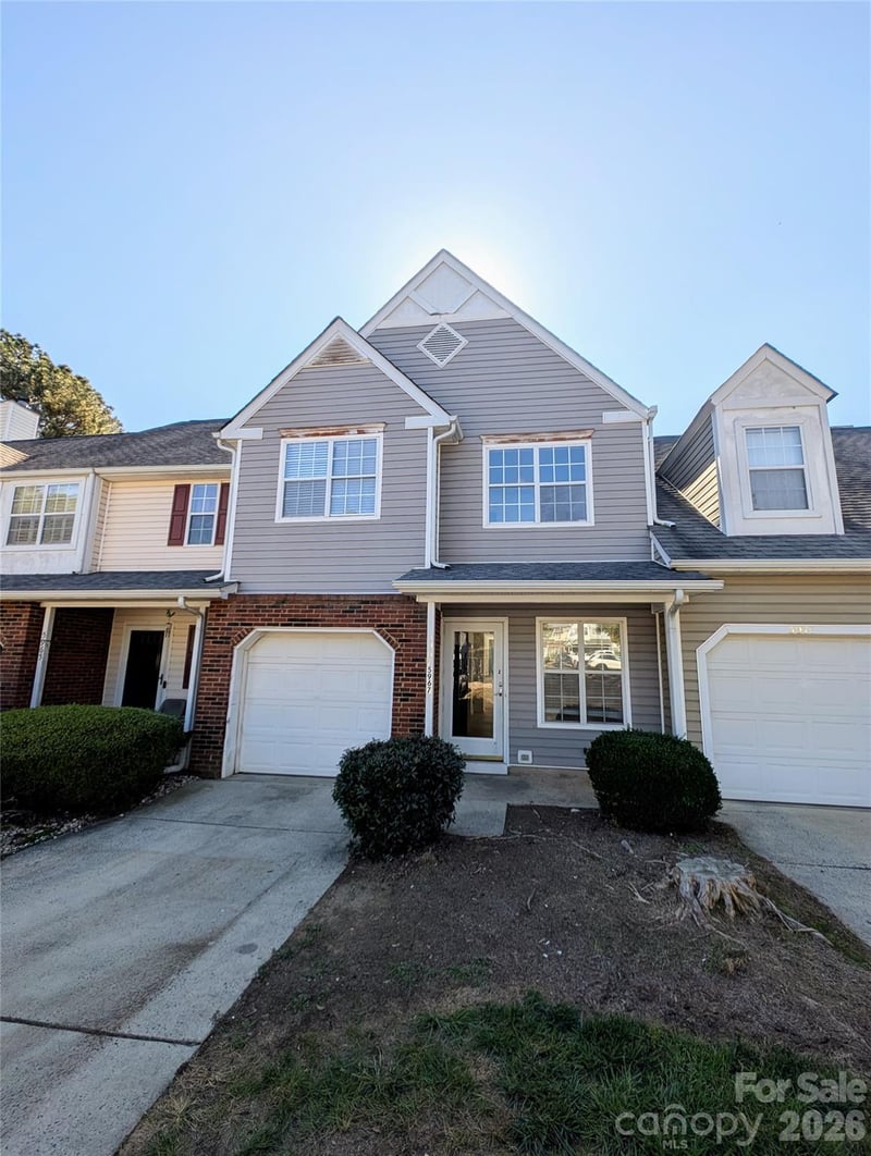 5967 Prescott Court, Charlotte, NC - 3 beds, 2.5 baths, 1,452 sqft - $249,000