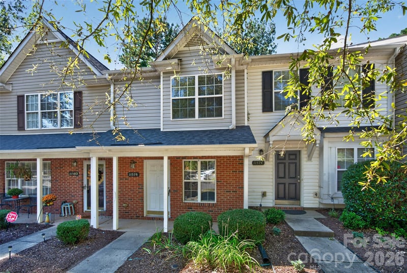 11578 Briddle Hall Court, Charlotte, NC - 0.5 baths, 1,122 sqft - $212,000