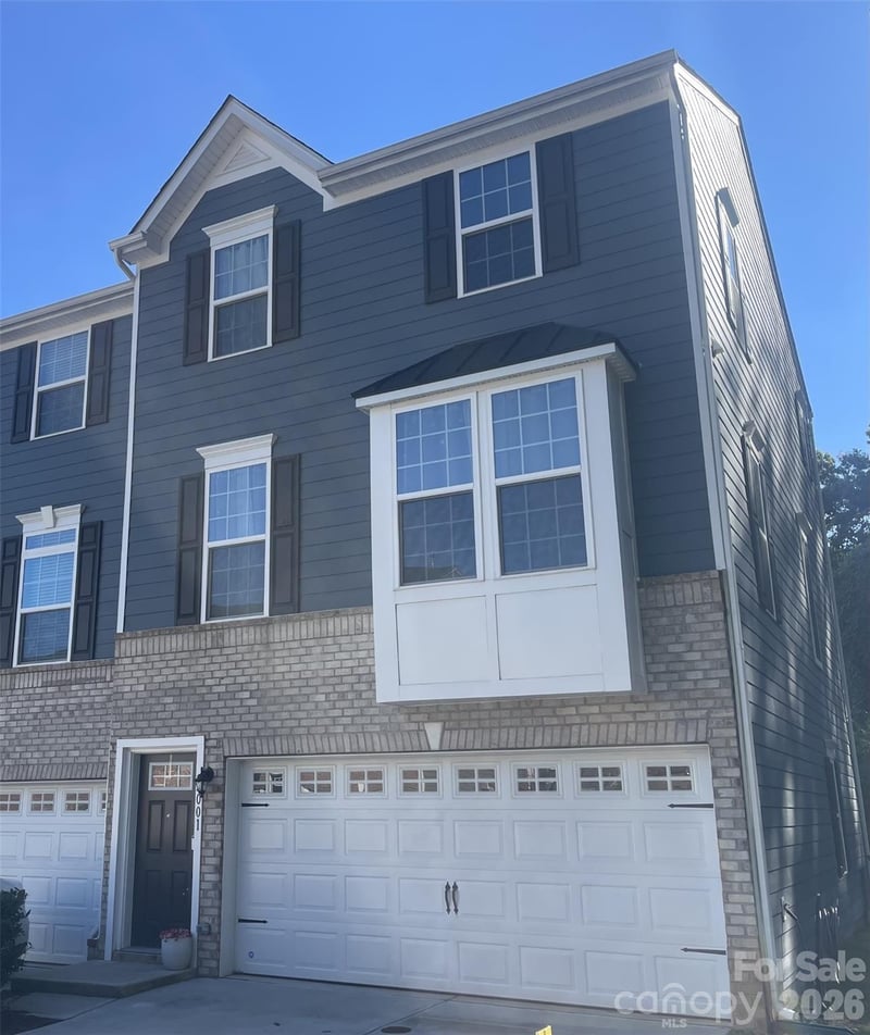 2001 Autumn Cyprus Avenue, Gastonia, NC - 3 beds, 2.5 baths, 1,985 sqft - $348,000