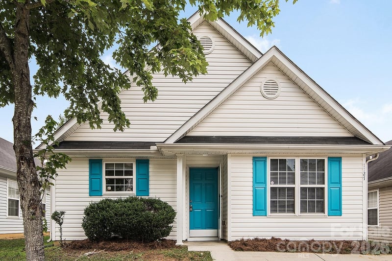 1127 Hannah Rae Court, Charlotte, NC - 3 beds, 2 baths, 1,025 sqft - $264,900