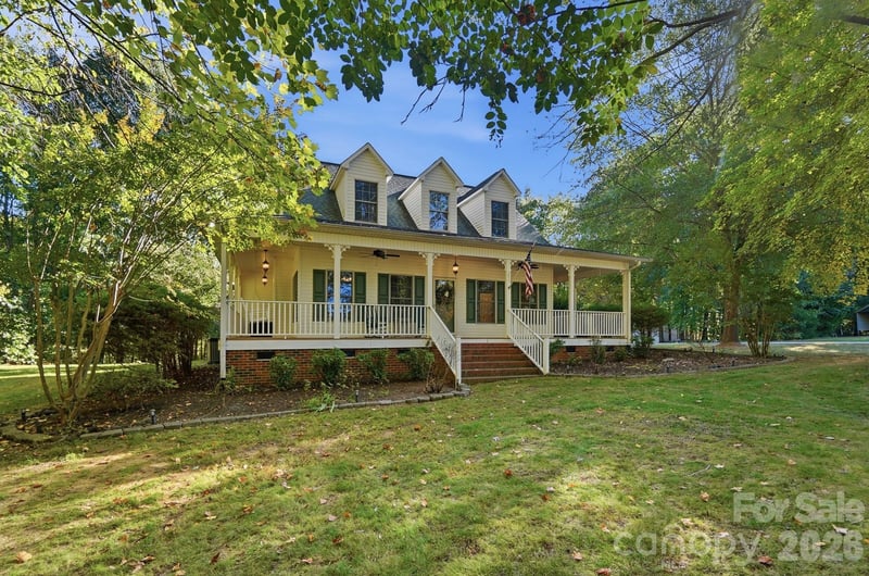 293 Fairfield Lane, Salisbury, NC - 3 beds, 2.5 baths, 2,600 sqft - $499,995