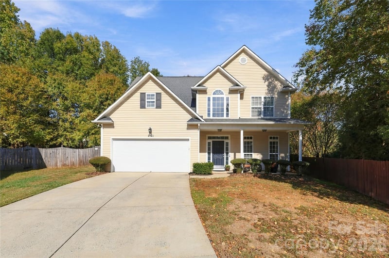 2121 Thurles Court, Charlotte, NC - 4 beds, 2.5 baths, 2,172 sqft - $608,888