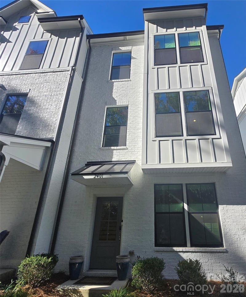 2401 Magnolia Blossom Way, Charlotte, NC - 3 beds, 3.5 baths, 2,007 sqft - $585,000