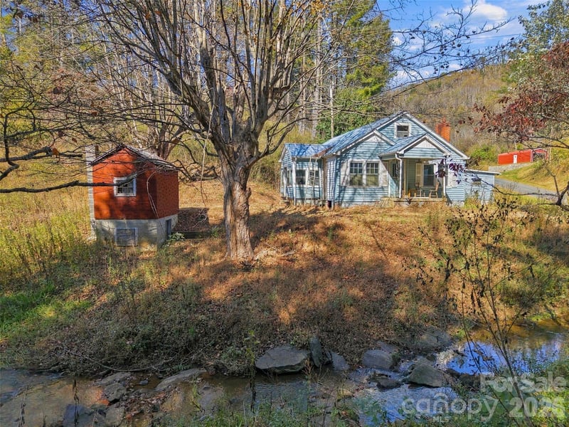 17 Hide Road, Bakersville, NC -  - $79,500