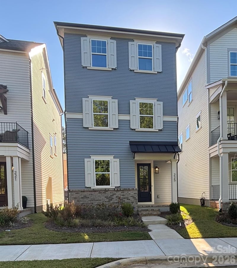 225 Davidson Gateway Drive, Davidson, NC - 3 beds, 3.5 baths, 1,928 sqft - $609,000