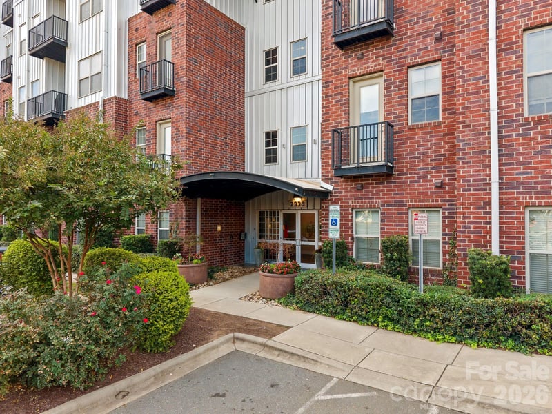 2338 Yadkin Avenue Apt 207, Charlotte, NC - 2 beds, 2 baths, 977 sqft - $350,000