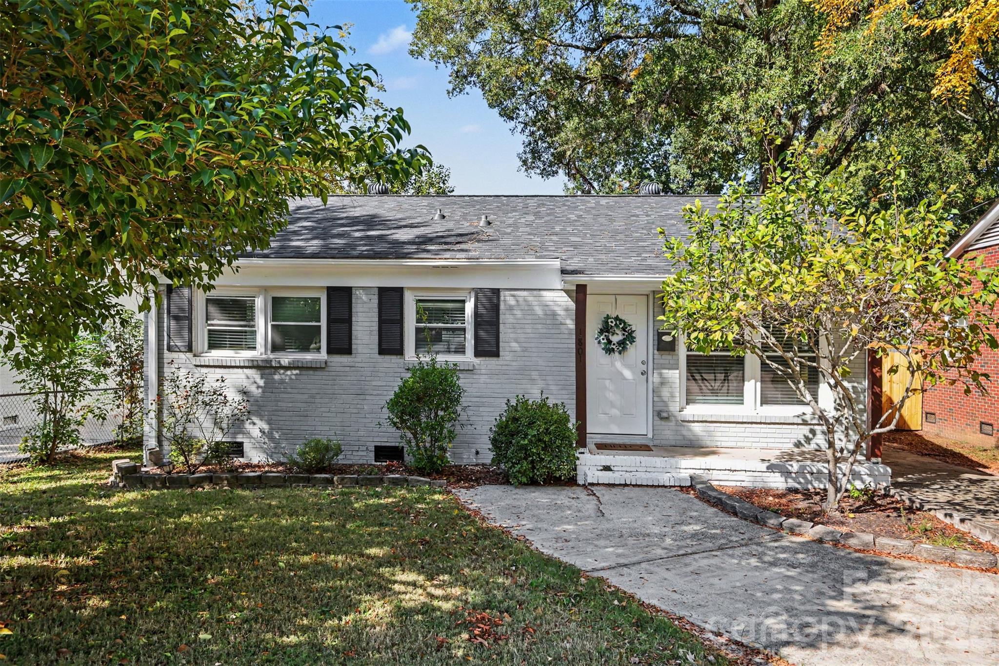 1801 Dallas Ave, Charlotte, NC 28205. property listing photo