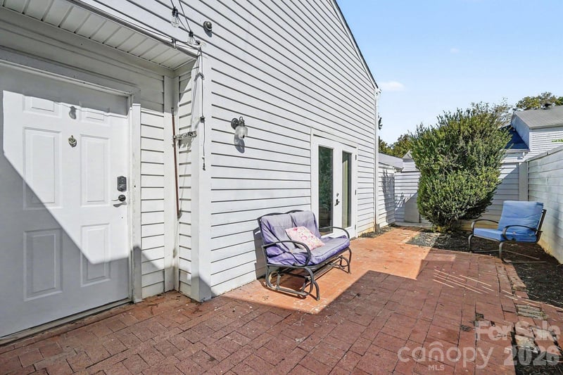 7406 Mystic Lane, Charlotte, NC - 3 beds, 2 baths, 1,266 sqft - $175,000