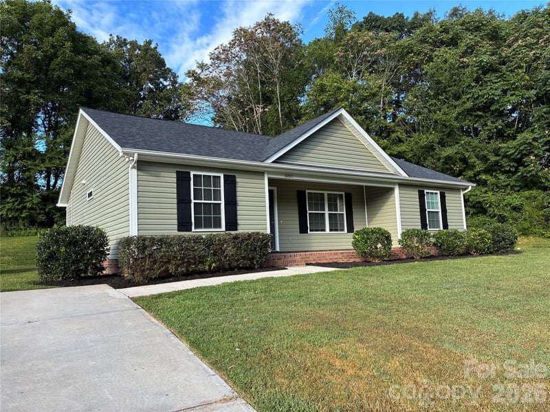 5057 Bahama Drive, Kannapolis, NC - 3 beds, 2 baths, 1,324 sqft - $324,900
