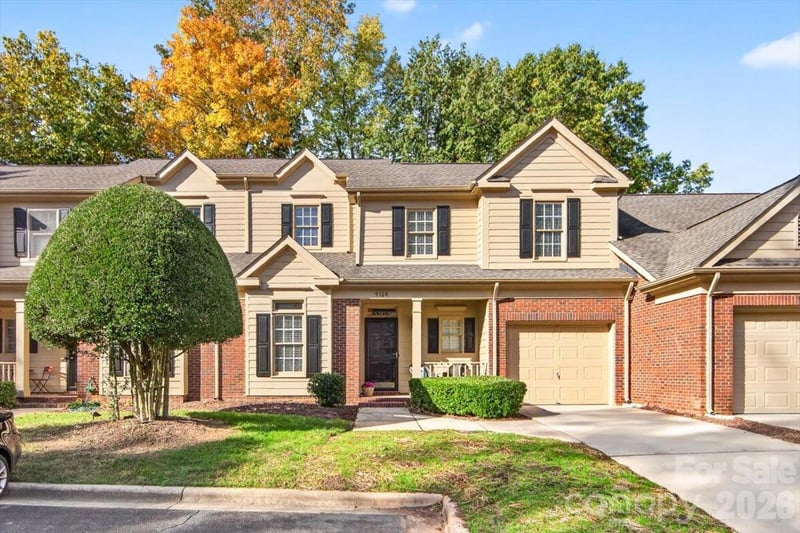 9124 Providence Colony Drive, Charlotte, NC - 2 beds, 2.5 baths, 1,955 sqft - $490,000
