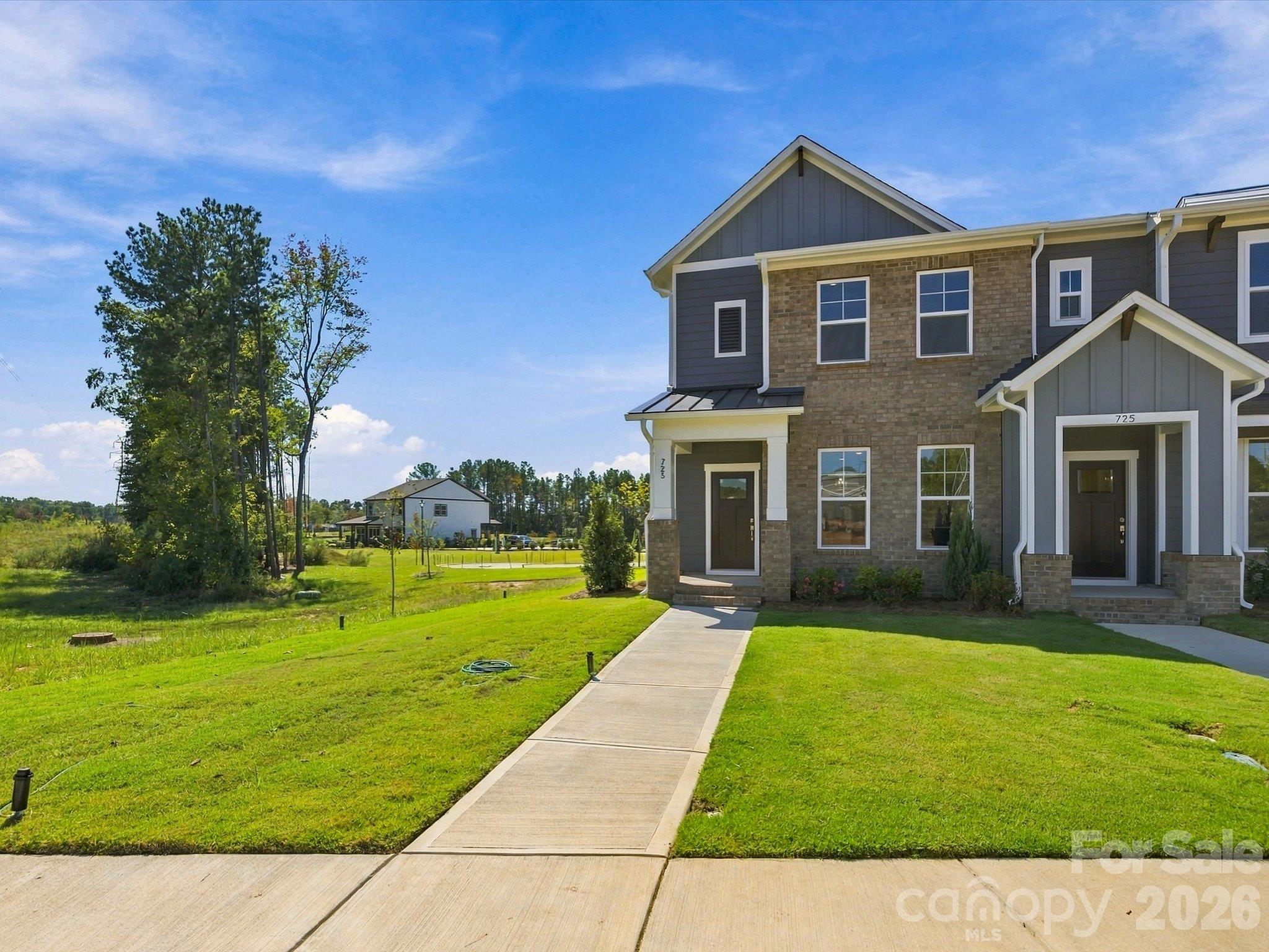 723 Perthwood St, Rock Hill, SC 29732. property listing photo