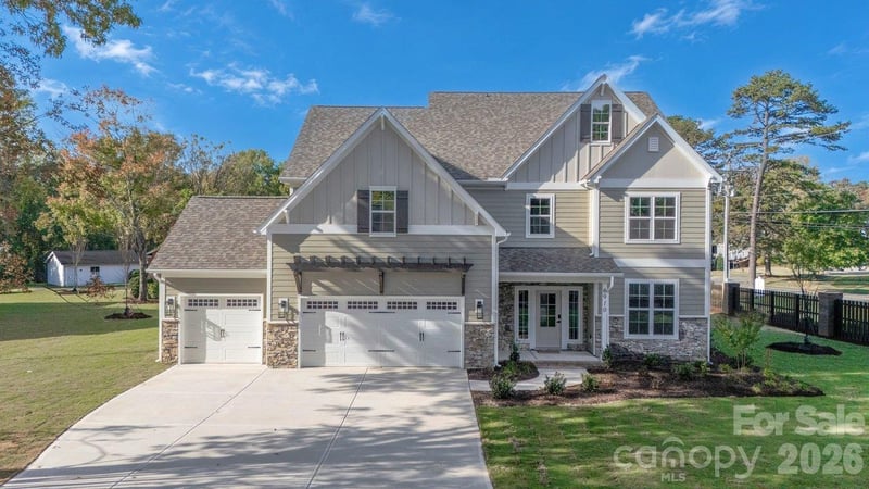 6910 Alexander Road, Charlotte, NC - 4 beds, 4.5 baths, 4,000 sqft - $1,499,000