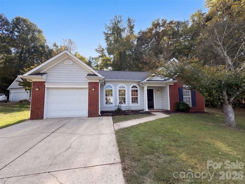 3105 Passour Ridge Lane, Charlotte, NC - 3 beds, 2 baths, 1,307 sqft - $296,000